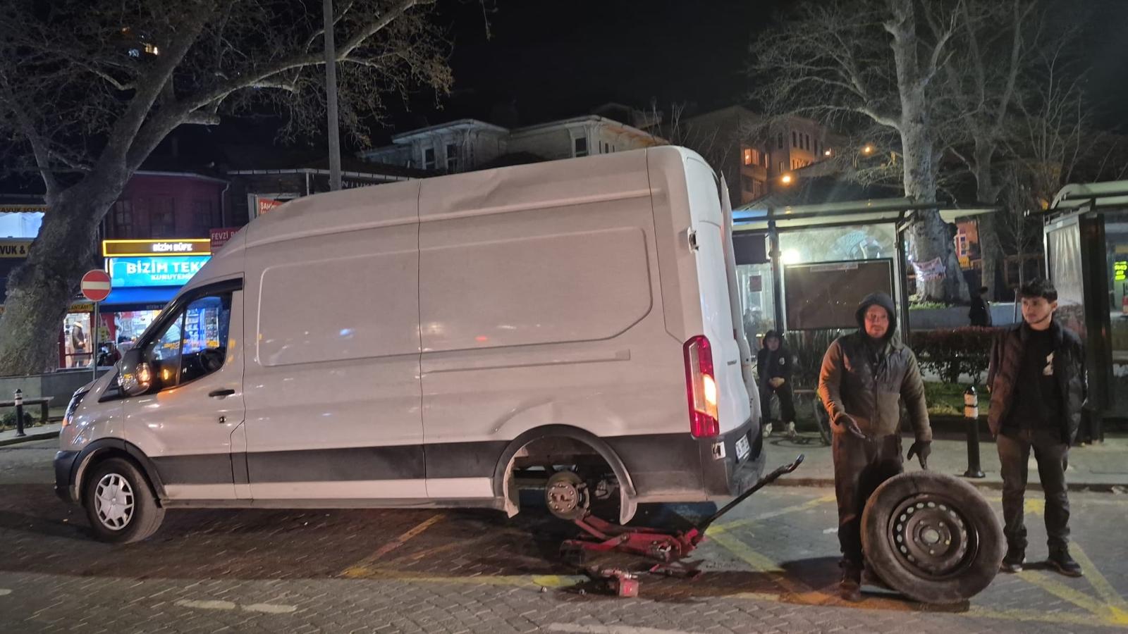 Jant boyama ve onarım hizmeti Albayrak Lastik Beykoz